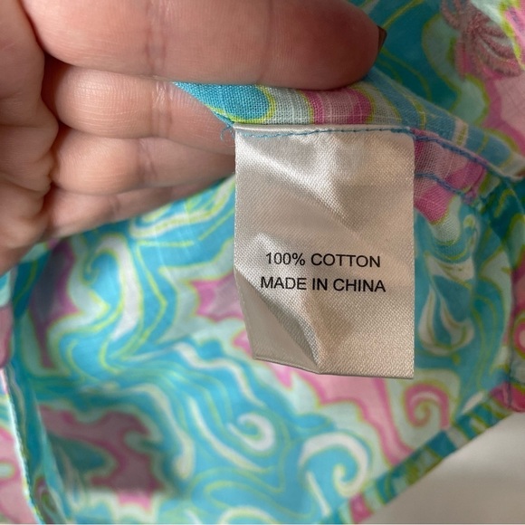 Lilly Pulitzer Resort Fit Seahorse Button Down Top Xsmall - Picture 5 of 6